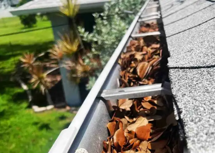 Simsbury gutter cleaning home page